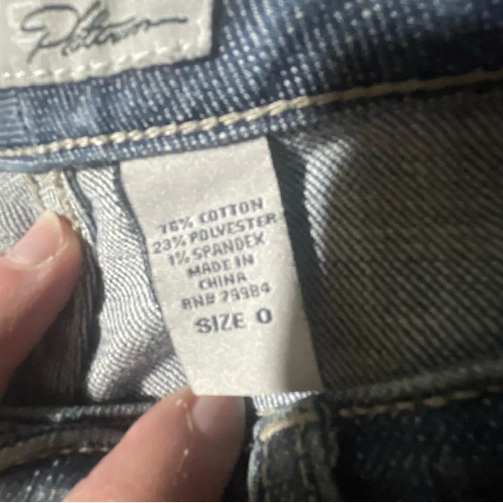 Chico's platinum girlfriend straight‎ leg denim jeans size Chico's 0, US 4